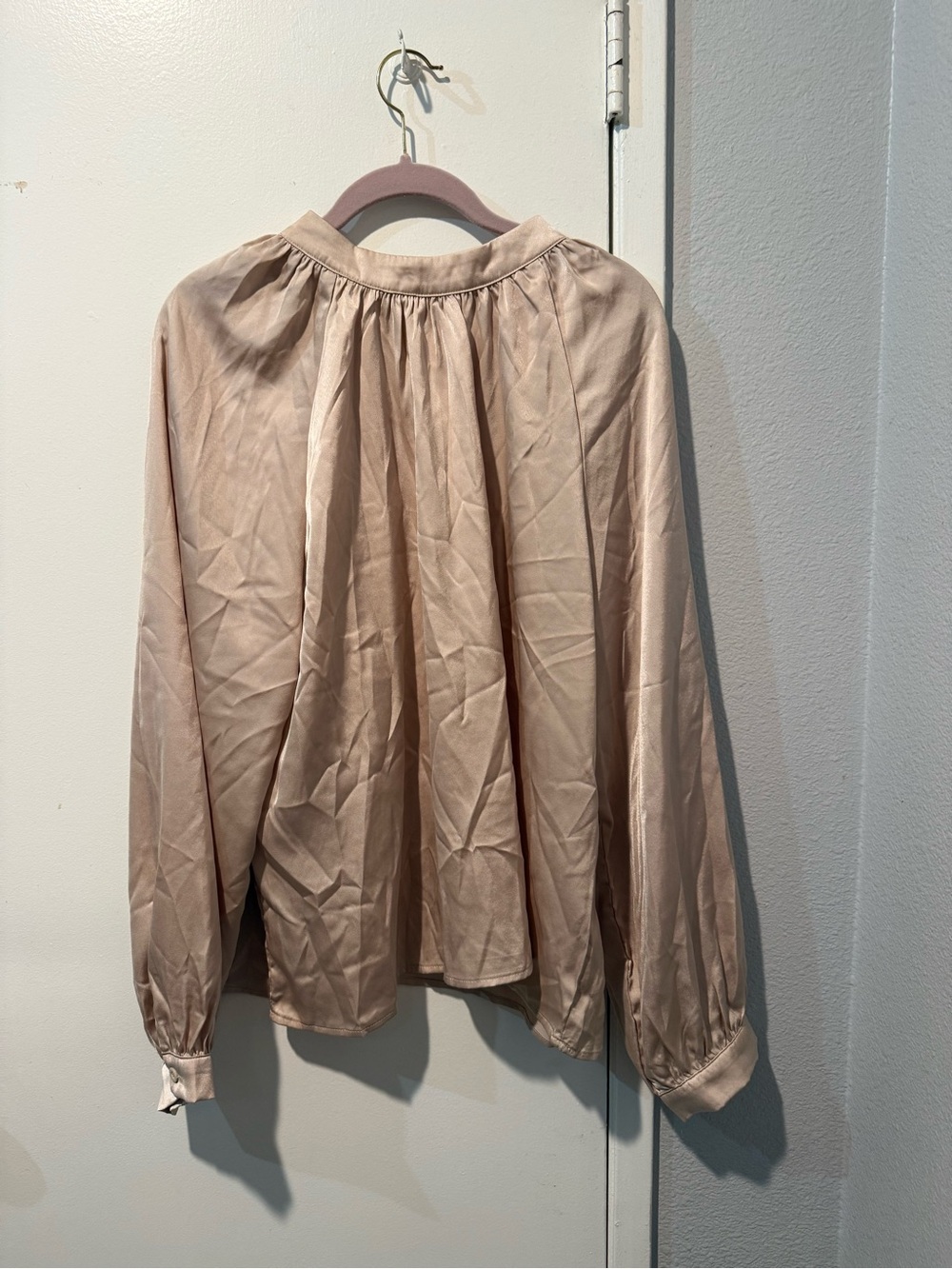 SHEIN Blush Satin Long Sleeve Top
